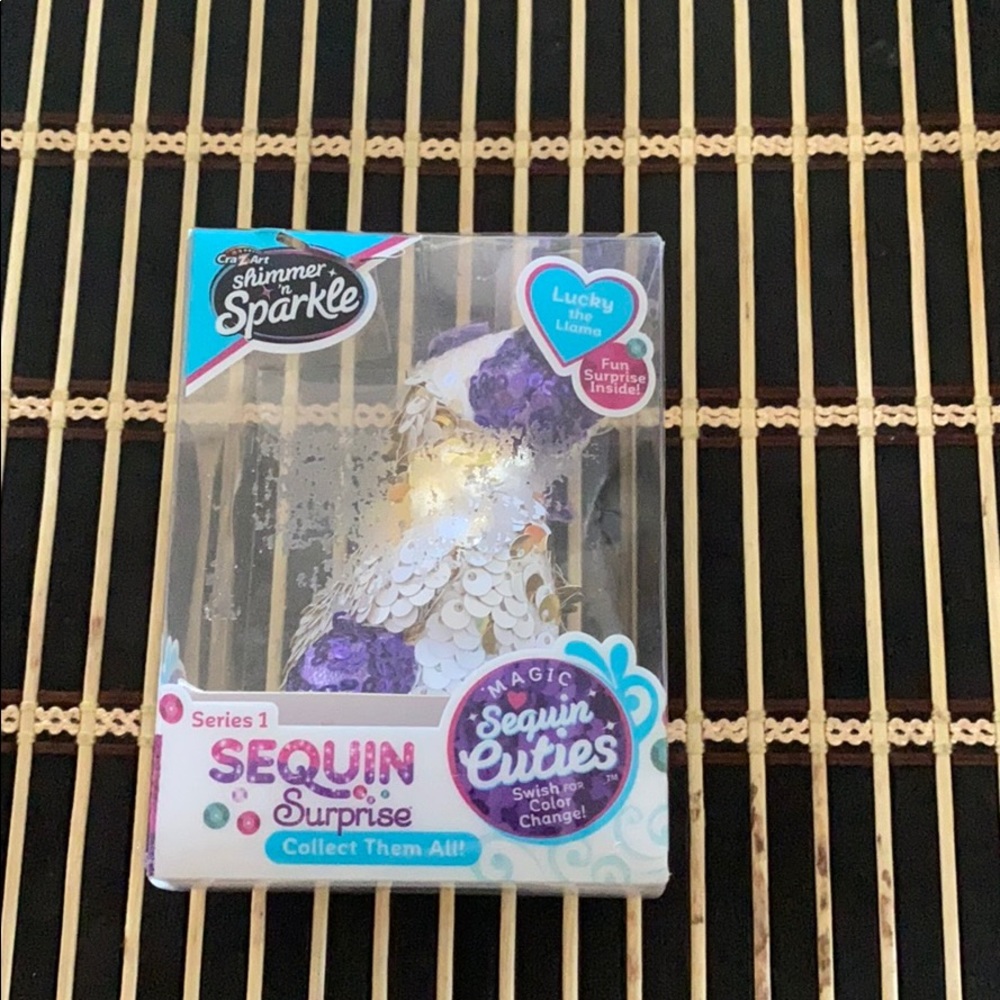 Cuties Sequin Surprise Series 1 Lucky The Llama